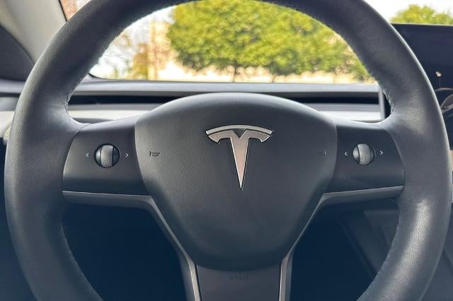 2021 Tesla Model 3 Standard Range Plus Rear-Wheel Drive