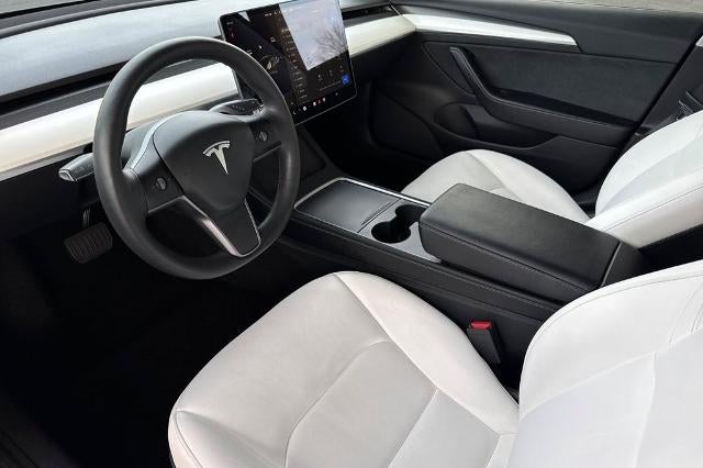 2021 Tesla Model 3 Standard Range Plus Rear-Wheel Drive