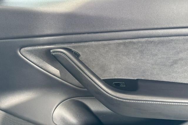 2018 Tesla Model 3 Mid Range