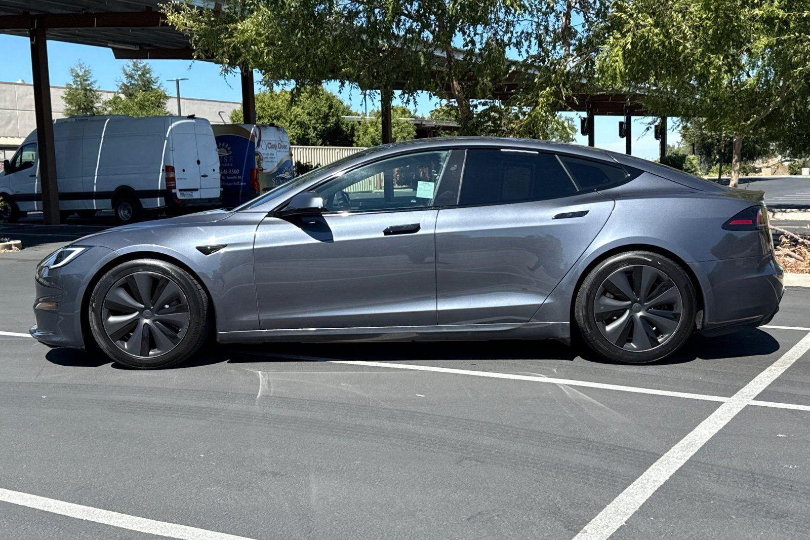 2023 Tesla Model S Base