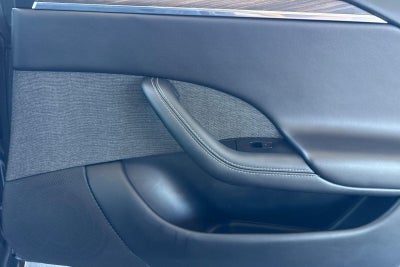 2023 Tesla Model S Base