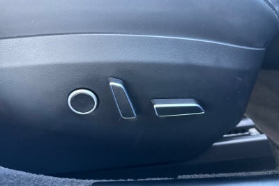 2023 Tesla Model S Base