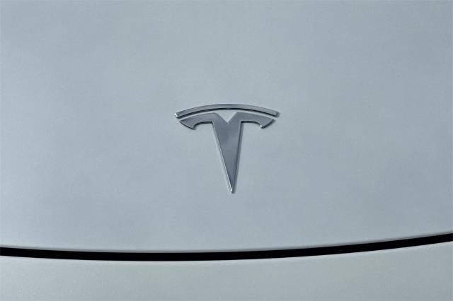 2023 Tesla Model Y AWD