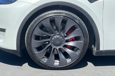 2023 Tesla Model Y Performance