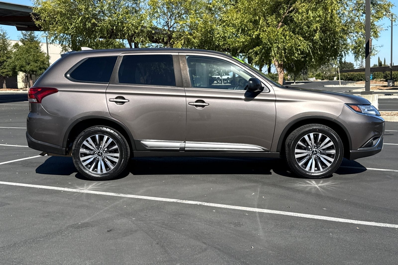 2020 Mitsubishi Outlander ES 2.4