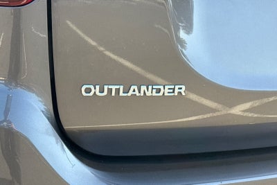 2020 Mitsubishi Outlander ES 2.4