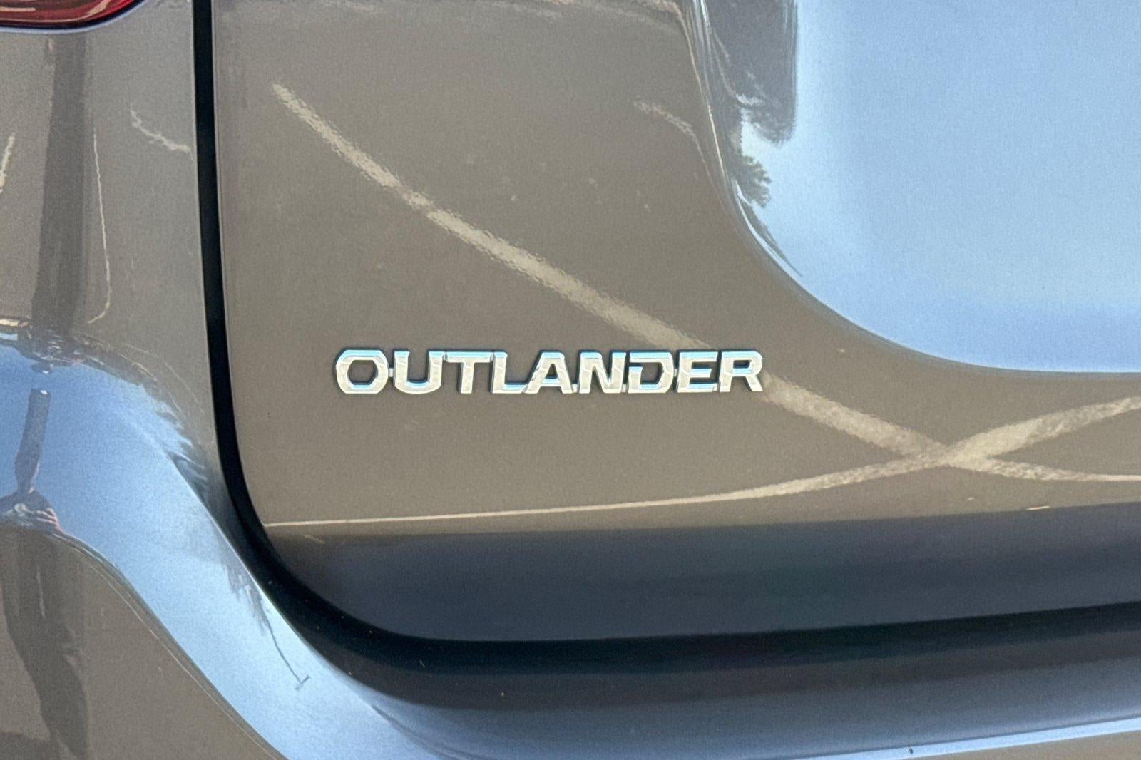 2020 Mitsubishi Outlander ES 2.4