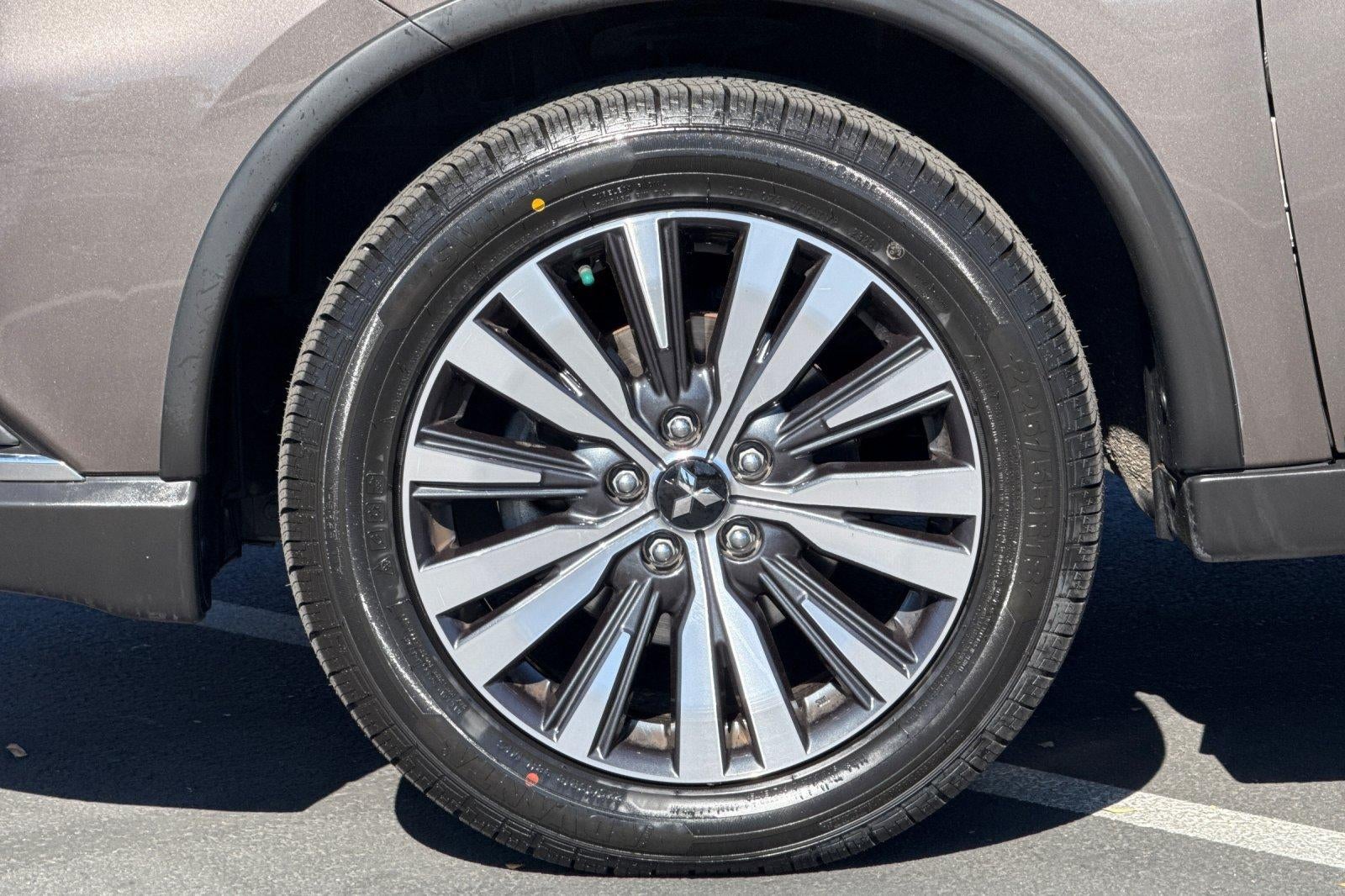 2020 Mitsubishi Outlander ES 2.4