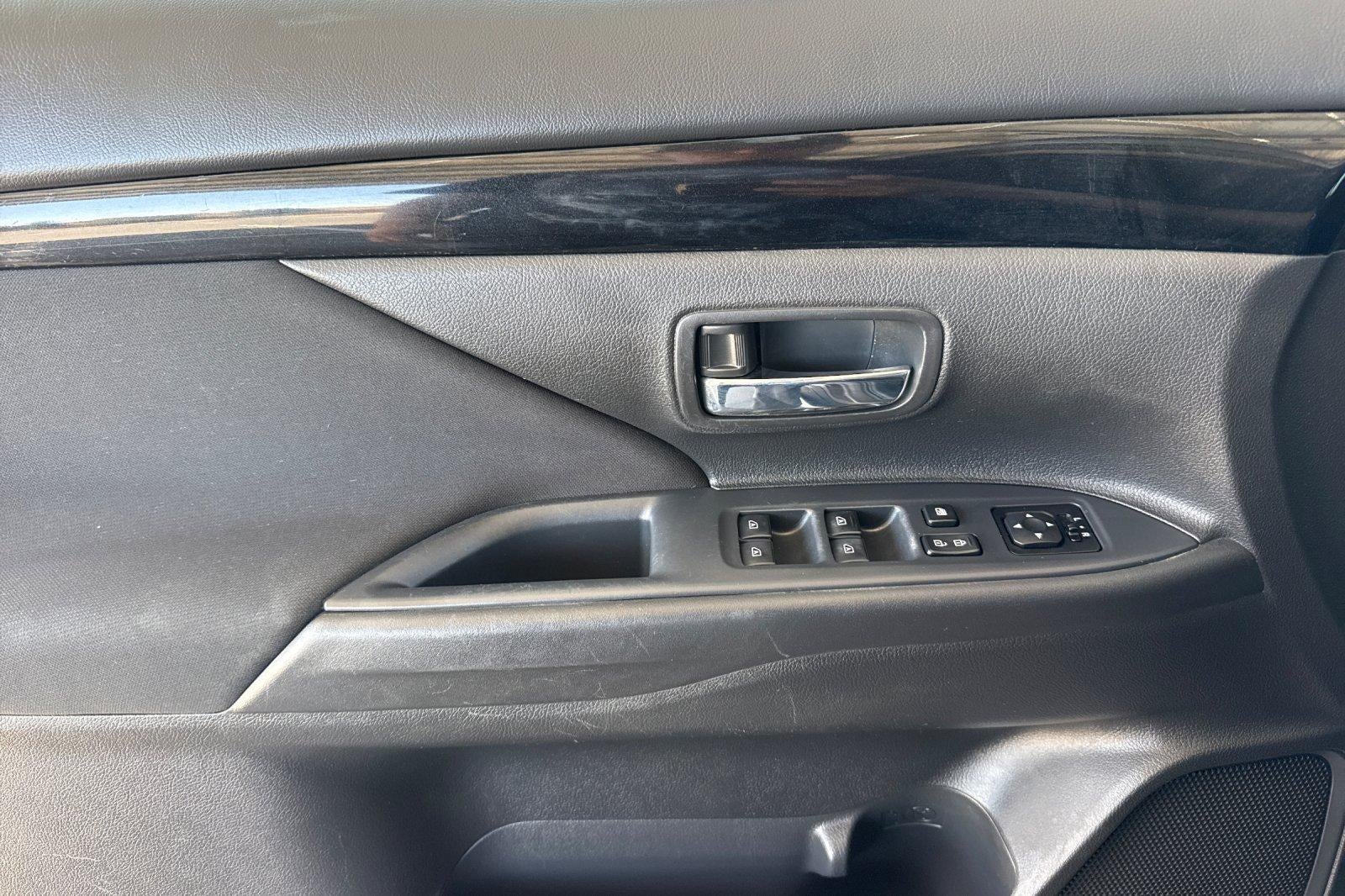 2020 Mitsubishi Outlander ES 2.4