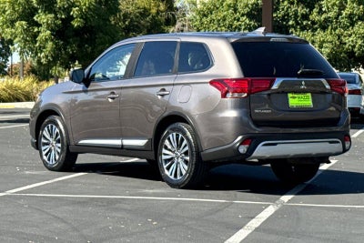 2020 Mitsubishi Outlander ES 2.4