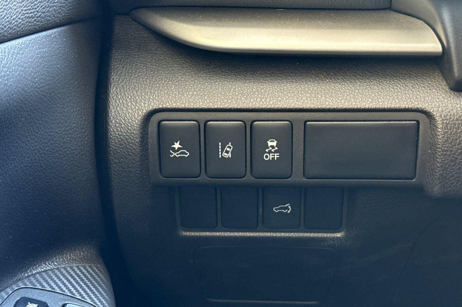 2024 Mitsubishi Eclipse Cross SE