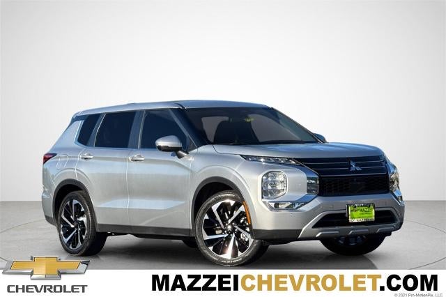 2024 Mitsubishi Outlander SE