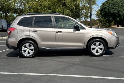 2015 Subaru Forester 2.5i