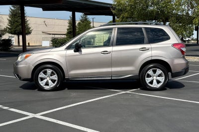 2015 Subaru Forester 2.5i