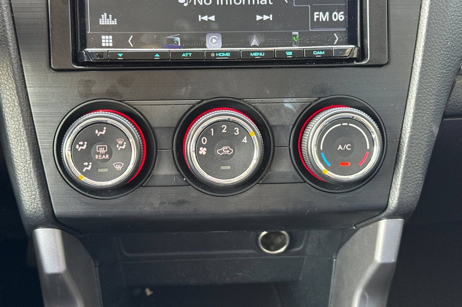 2015 Subaru Forester 2.5i