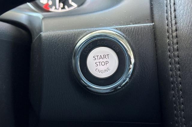 2022 Nissan Armada SV 2WD