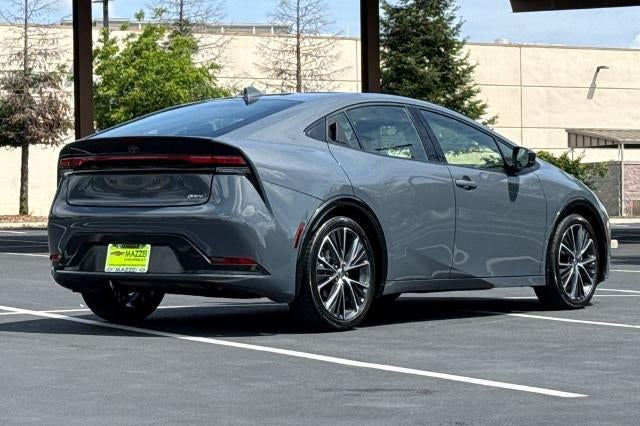 2025 Toyota Prius XLE