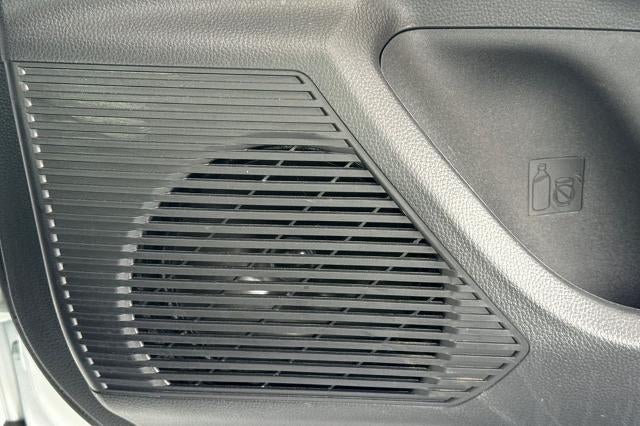 2025 Toyota Prius XLE