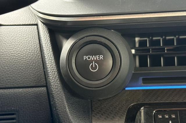 2025 Toyota Prius XLE