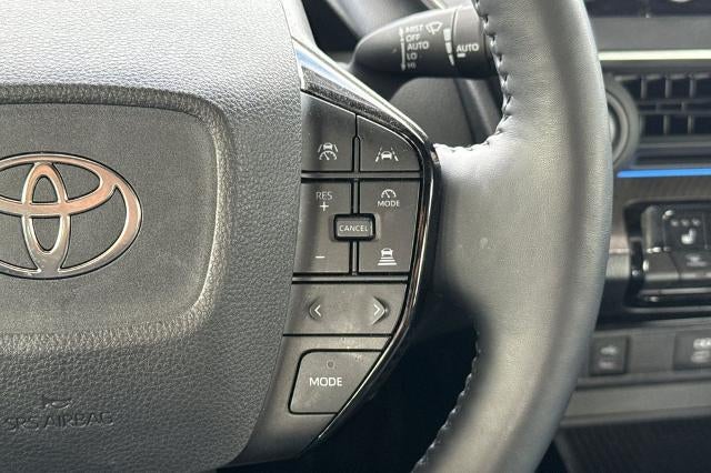 2025 Toyota Prius XLE