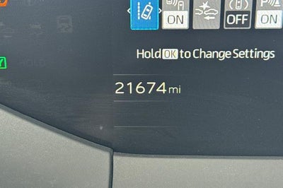 2025 Toyota Prius XLE