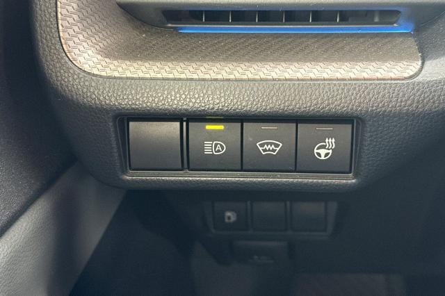2025 Toyota Prius XLE