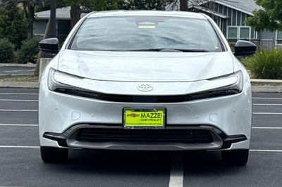 2025 Toyota Prius XLE