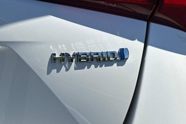 2020 Toyota Prius LE