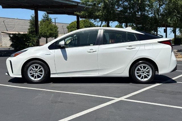 2020 Toyota Prius LE