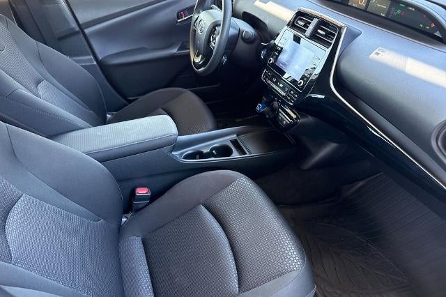 2020 Toyota Prius LE