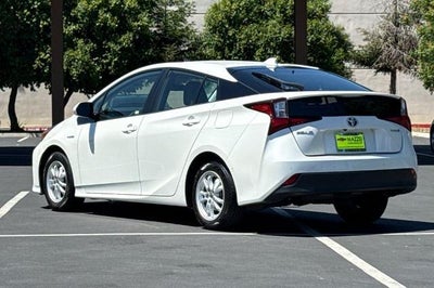 2020 Toyota Prius LE
