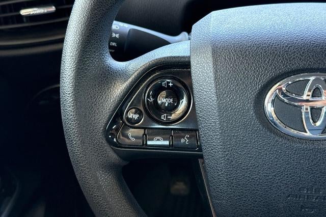 2020 Toyota Prius LE