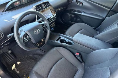 2020 Toyota Prius LE