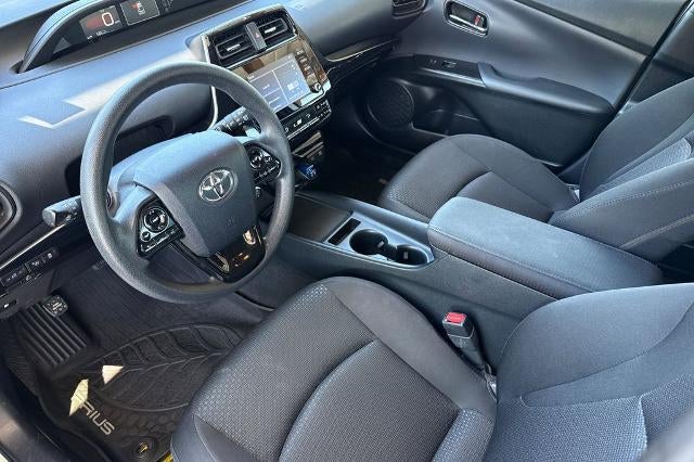2020 Toyota Prius LE