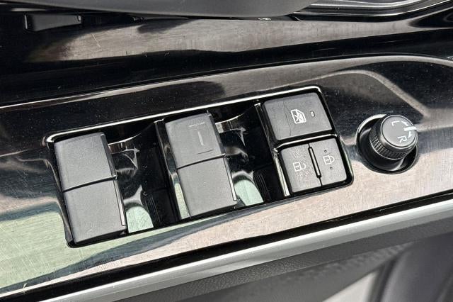 2025 Subaru Solterra Premium