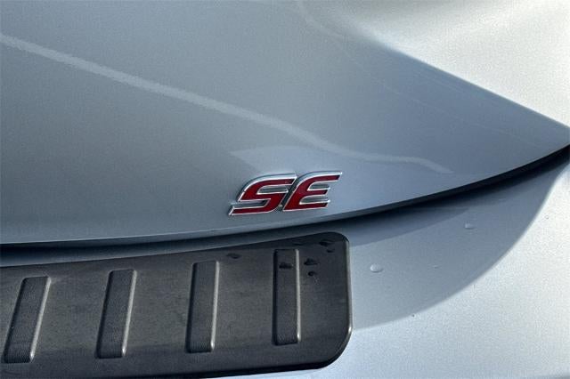 2020 Toyota Corolla Hatchback SE