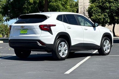 2025 Chevrolet Trax LS