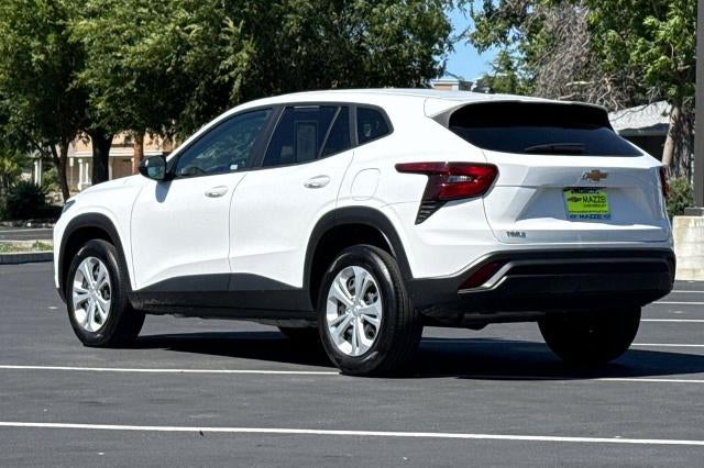 2025 Chevrolet Trax LS