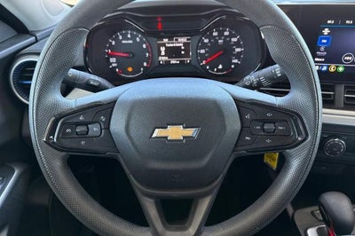 2025 Chevrolet Trax LS
