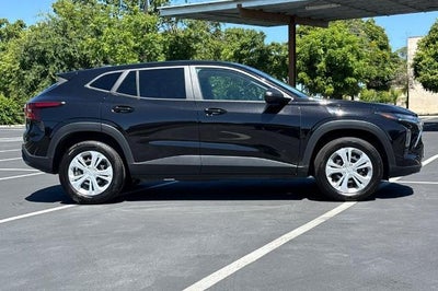 2025 Chevrolet Trax LS