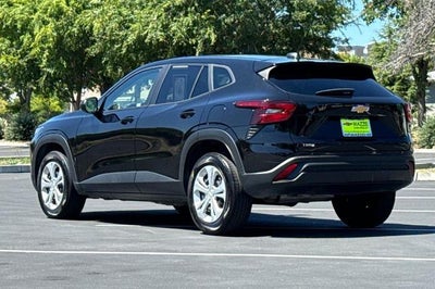 2025 Chevrolet Trax LS
