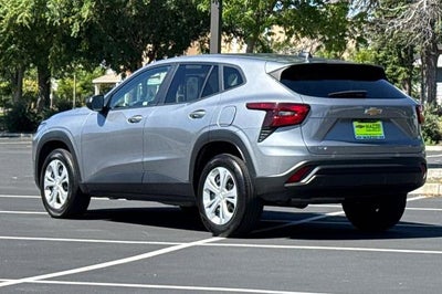2025 Chevrolet Trax LS
