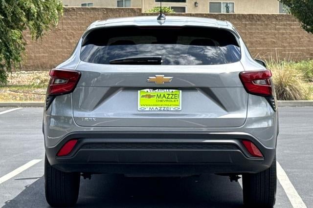2025 Chevrolet Trax LS