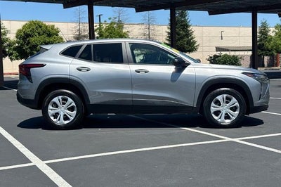 2025 Chevrolet Trax LS