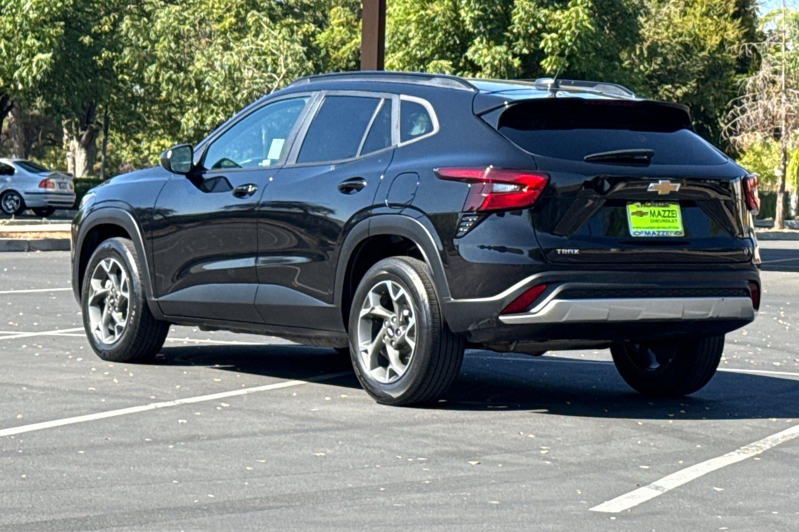 2024 Chevrolet Trax LT