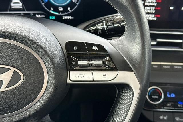2025 Hyundai Elantra Hybrid Limited