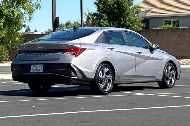 2025 Hyundai Elantra Hybrid Limited