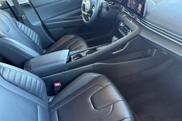 2025 Hyundai Elantra Hybrid Limited