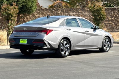 2025 Hyundai Elantra Limited