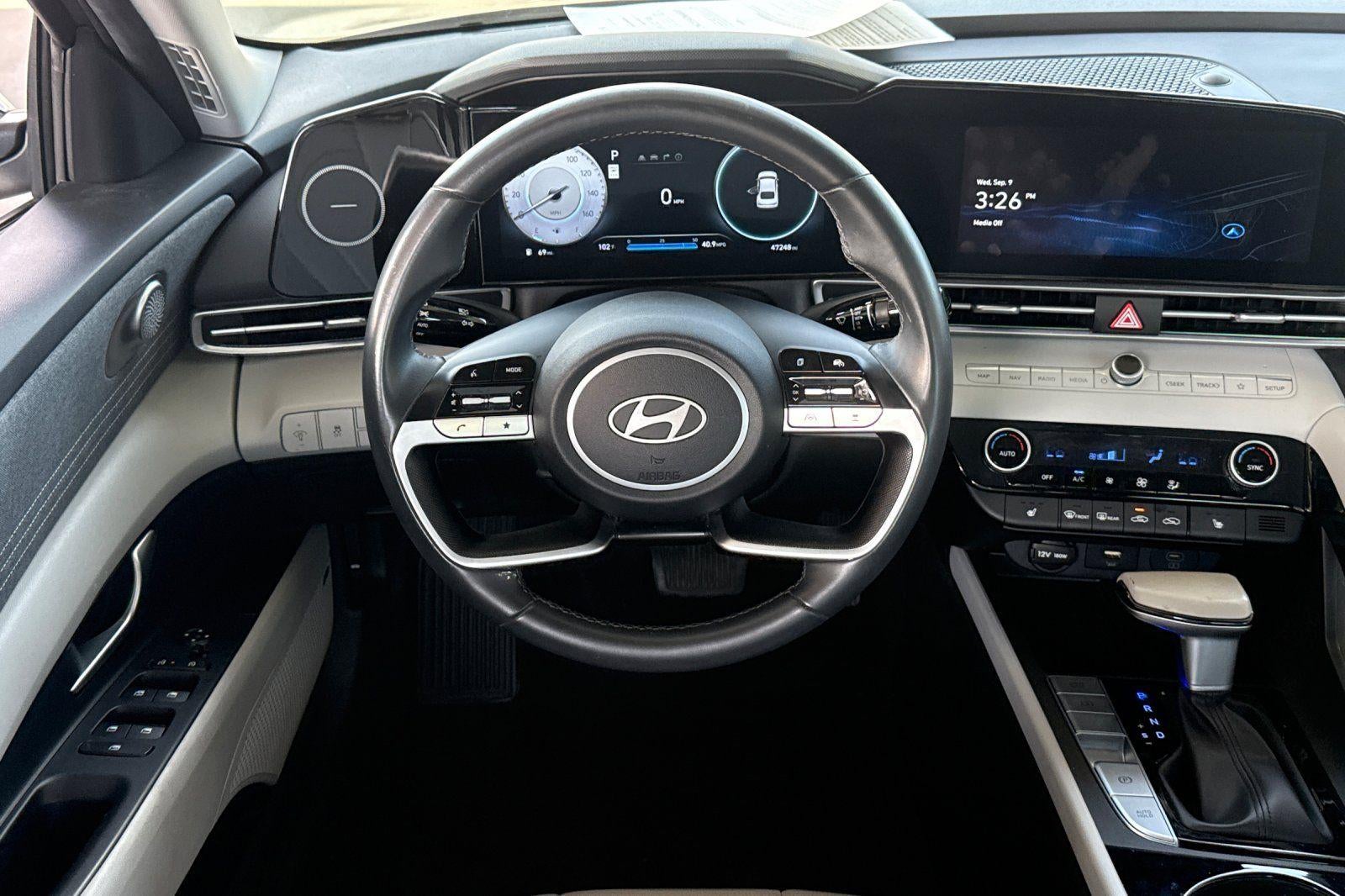 2025 Hyundai Elantra Limited